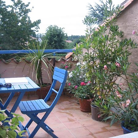 Bed and Breakfast Les Pierres Blanches Bonneuil-Matours Экстерьер фото