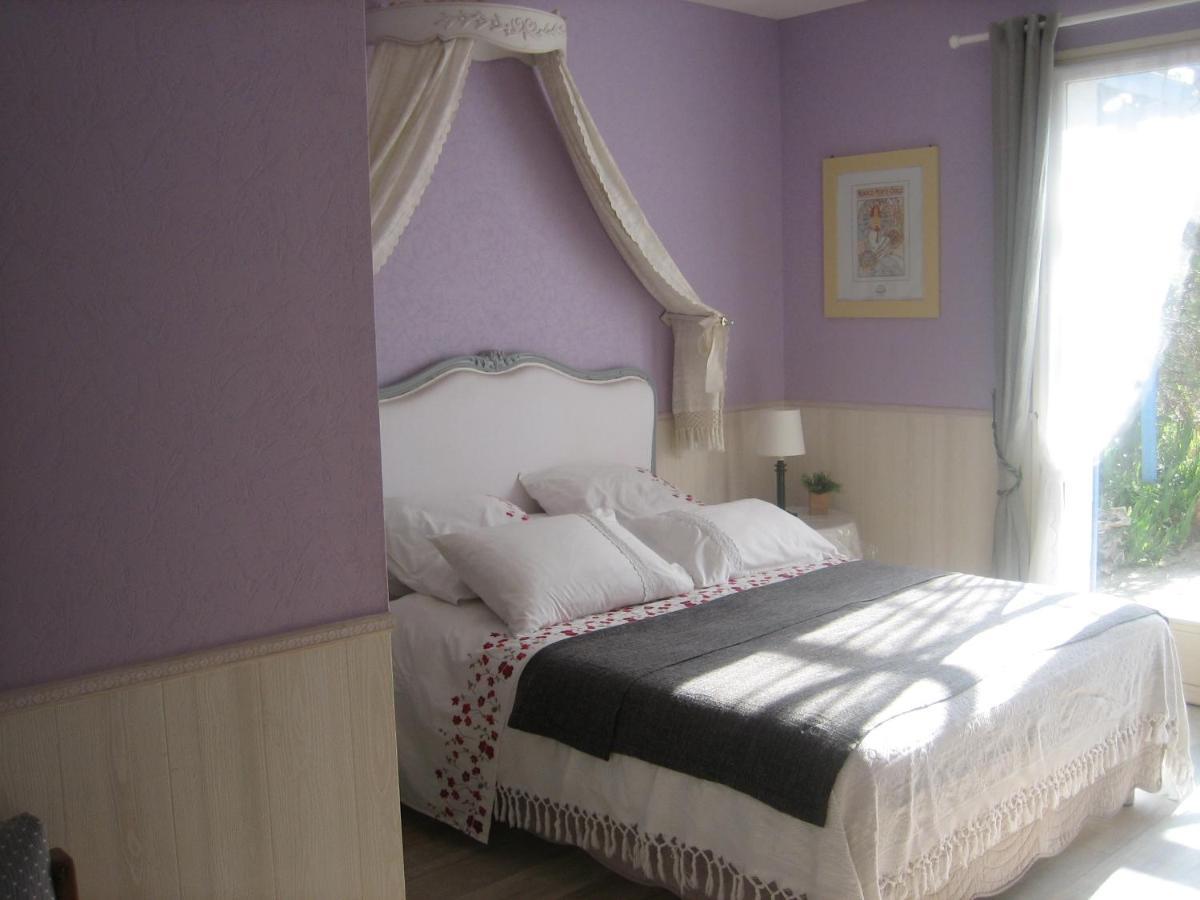 Bed and Breakfast Les Pierres Blanches Bonneuil-Matours Экстерьер фото
