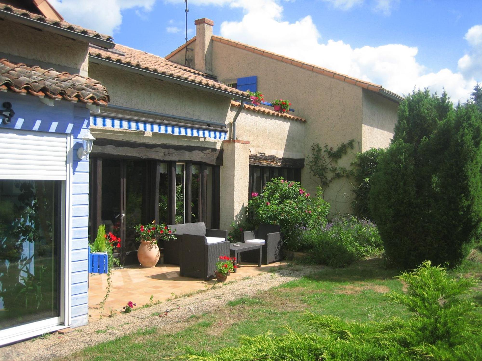 Bed and Breakfast Les Pierres Blanches Bonneuil-Matours Экстерьер фото